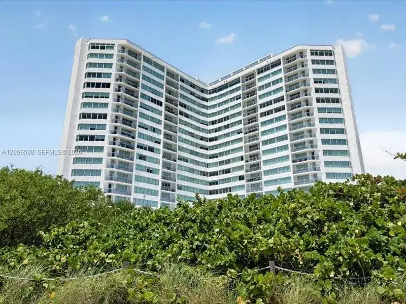 7135 Collins Ave # 331, Miami Beach FL 33141 photo 3