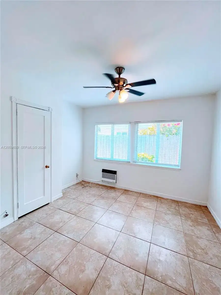 420 NE 14th Ave # 3, Fort Lauderdale FL 33301 photo 4