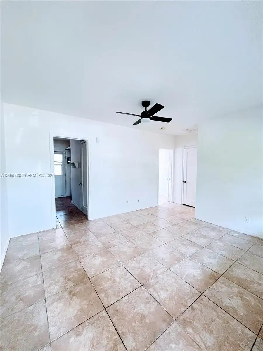 420 NE 14th Ave # 3, Fort Lauderdale FL 33301 photo 5