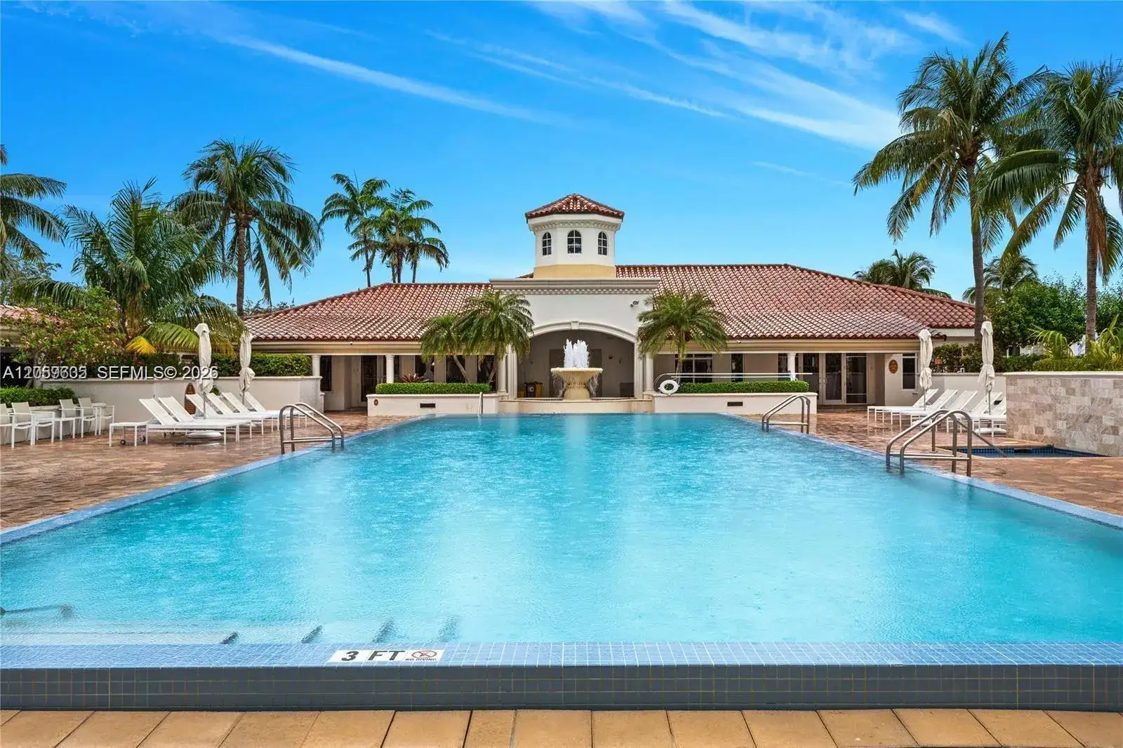 19900 E Country Club Dr # 310, Aventura FL 33180 photo 4