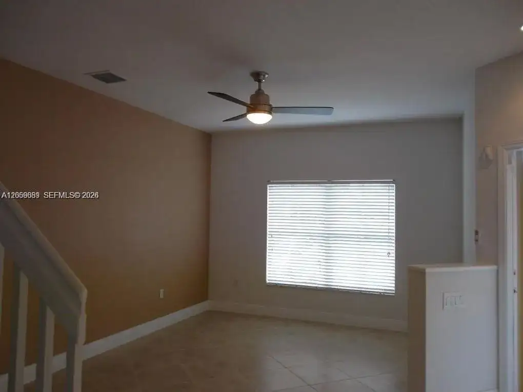208 Lake Monterey Cir, Boynton Beach FL 33426 photo 3