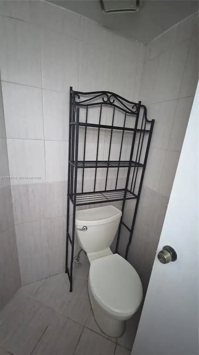 9437 Fontainebleau Blvd # 202, Miami FL 33172 photo 4