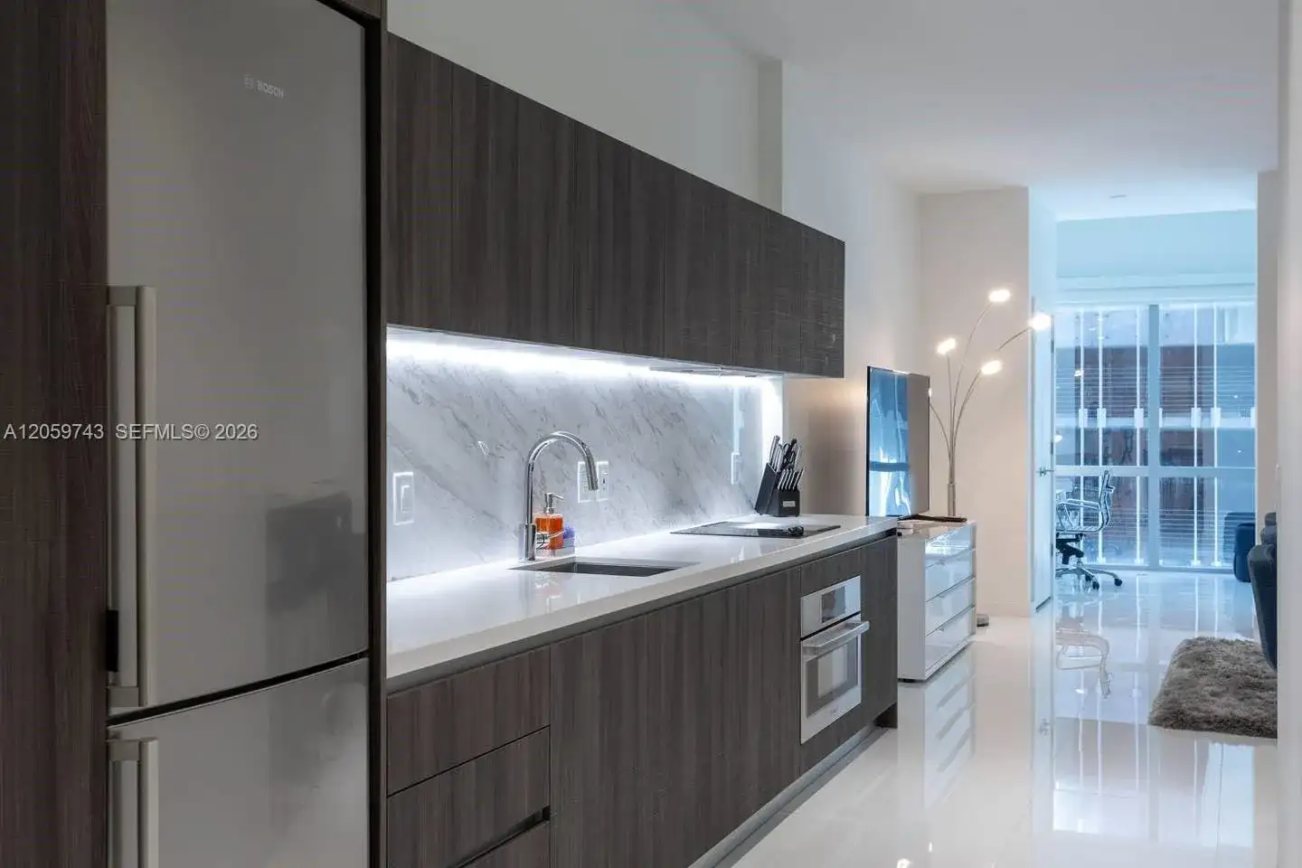 851 NE 1st Ave # 503, Miami FL 33132 photo 2