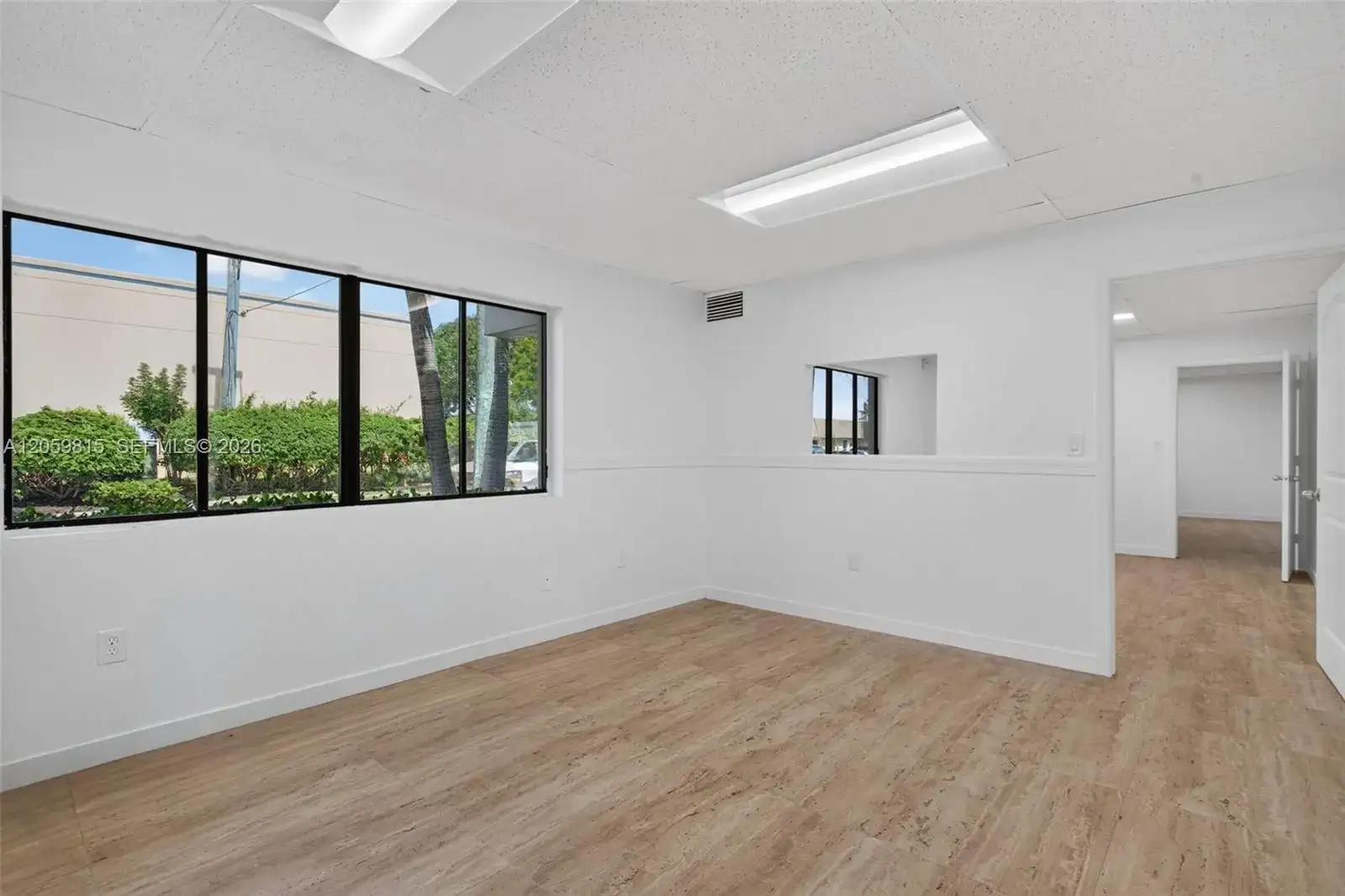 4600 NE 11th # 4712, Oakland Park FL 33334-3944 photo 4