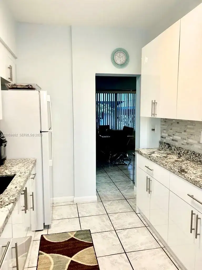 326 Harrison St # 106A, Hollywood FL 33019 photo 4