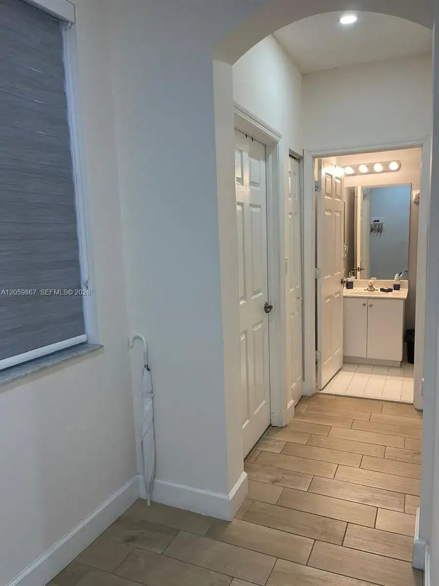2258 NE 42nd Cir, Homestead FL 33033 photo 3