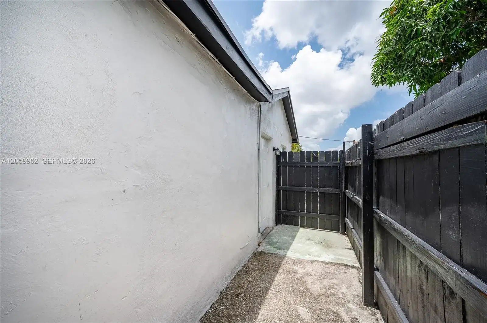 9050 NW 31st Ave # 3, Miami FL 33147 photo 4