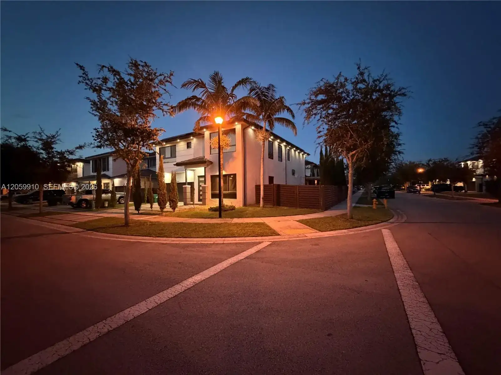 13661 SW 160th Ct, Miami FL 33196 photo 3
