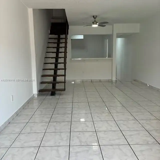 1121 SW 105th Ave # 308, Miami FL 33174 photo 2