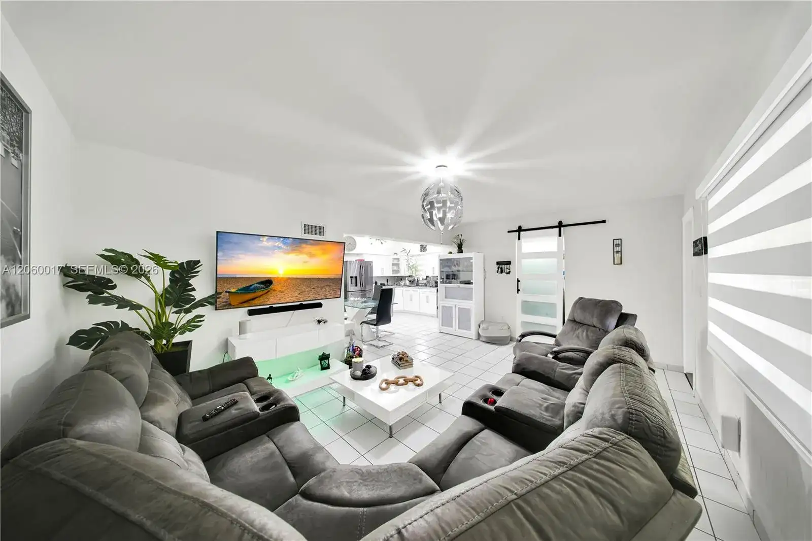 333 NW 60th Ave, Miami FL 33126 photo 4
