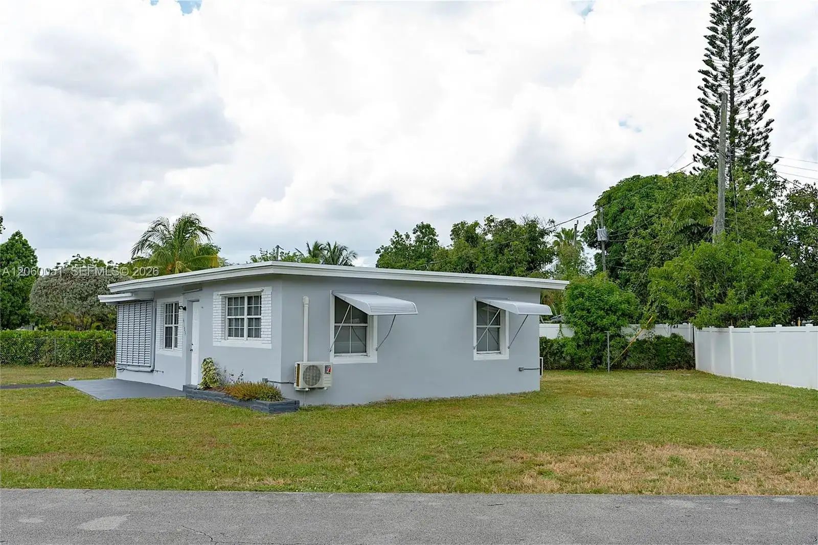 6103 Monroe St, Hollywood FL 33023 photo 5