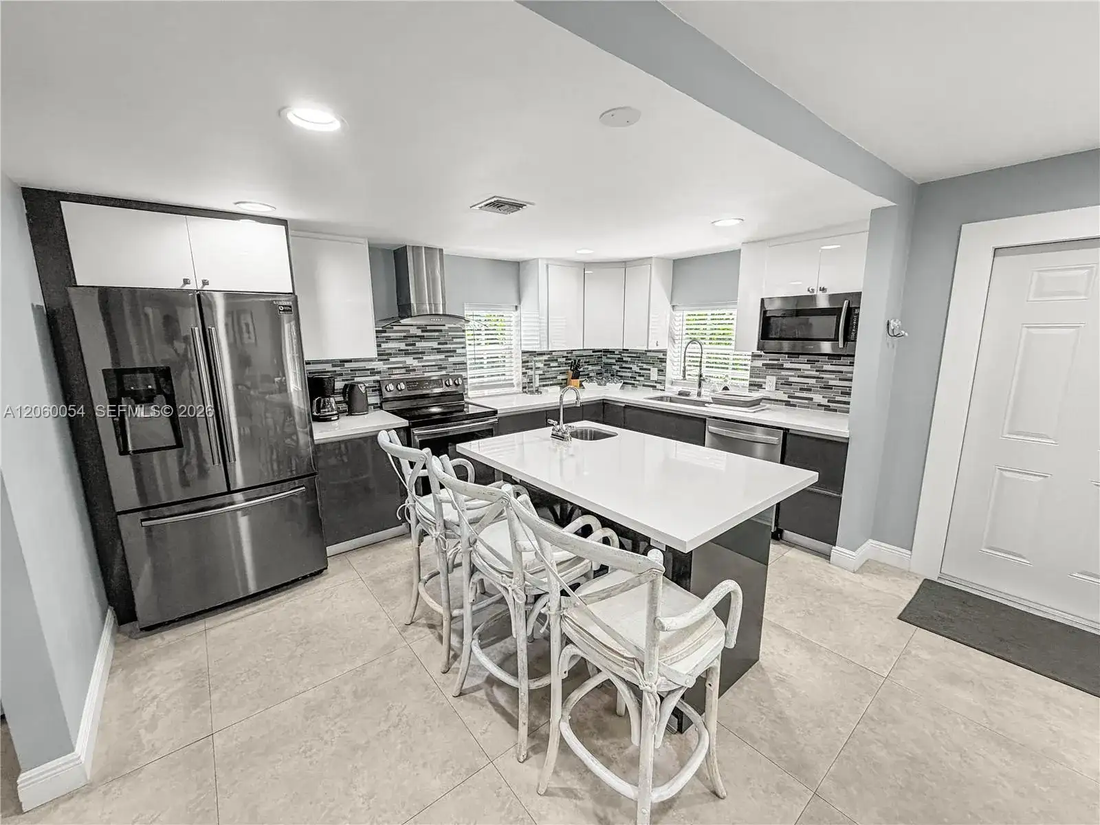 1471 NE 132nd Rd, North Miami FL 33161 photo 3