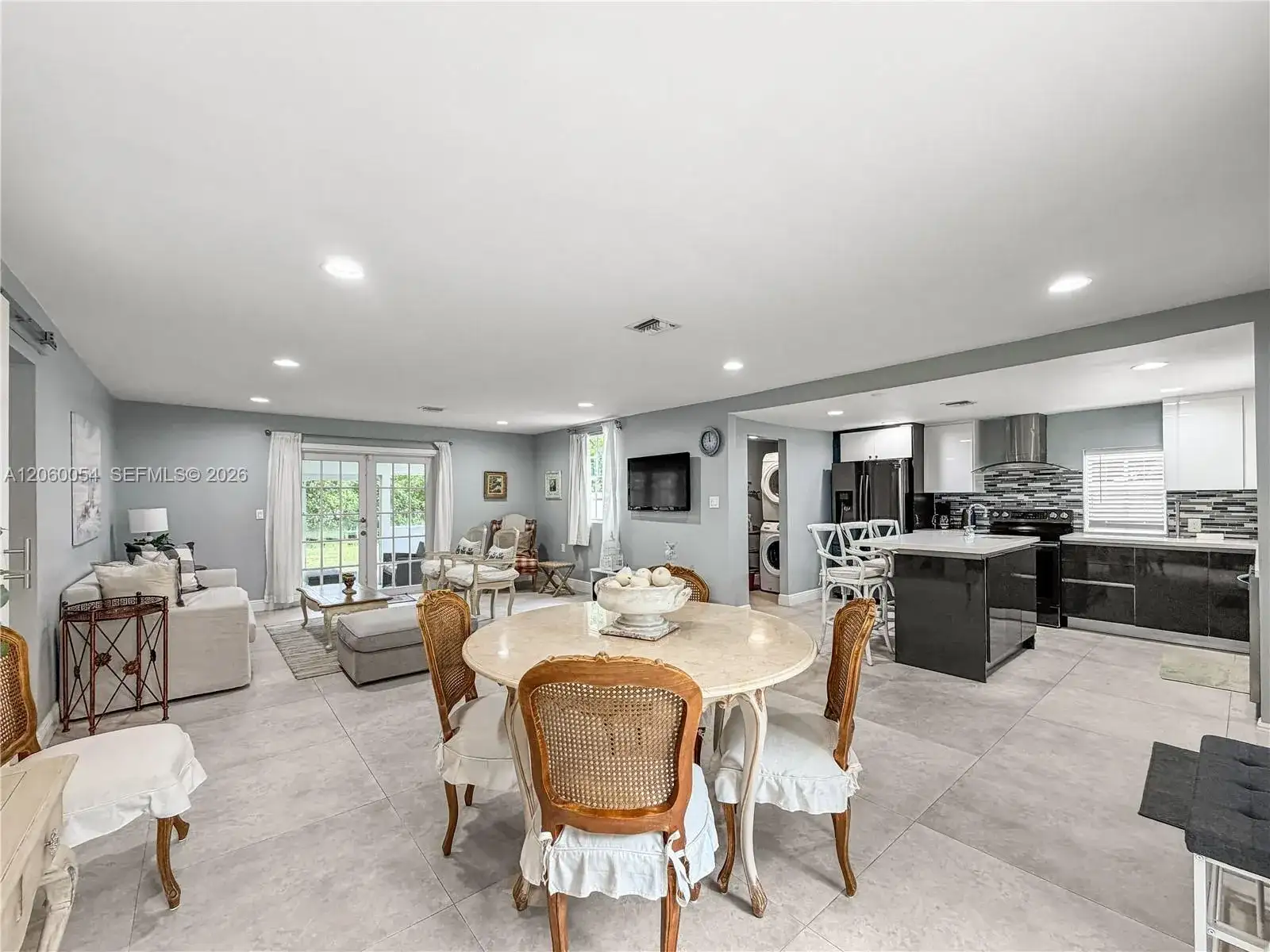 1471 NE 132nd Rd, North Miami FL 33161 photo 5