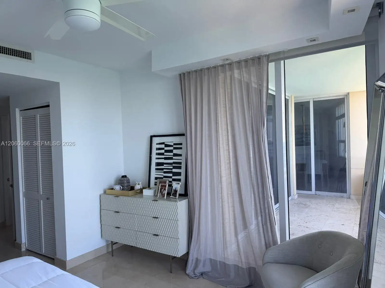 848 Brickell Key Dr # 1102, Miami FL 33131 photo 4