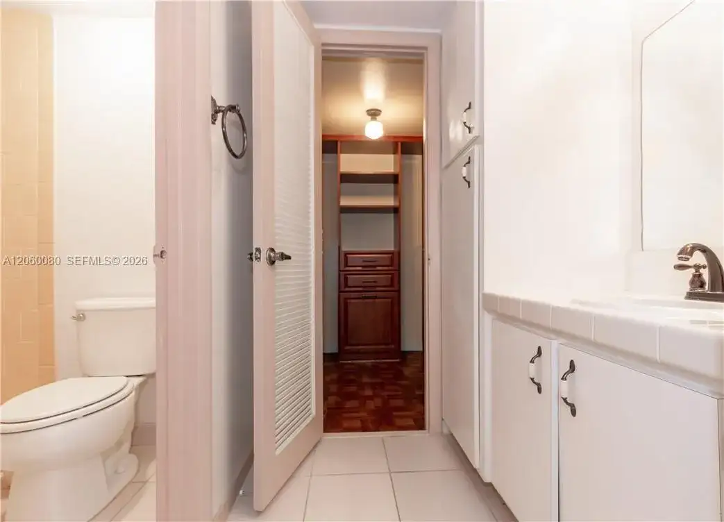 3992 N Pine Island Rd # 2A, Sunrise FL 33351 photo 5
