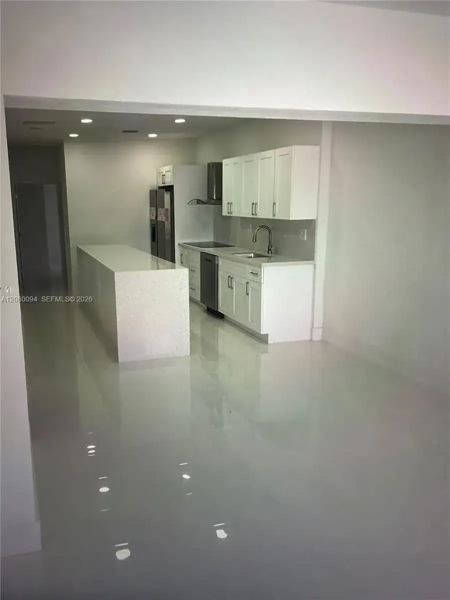 1870 NW 5th St # 1, Miami FL 33125 photo 4