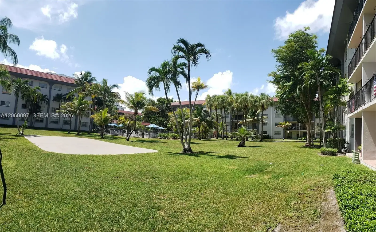 8107 SW 72nd Ave # 416E, Miami FL 33143 photo 5