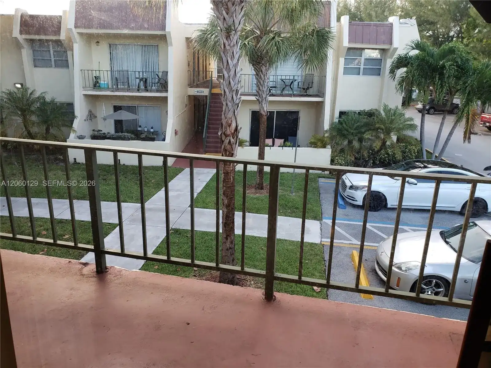13934 SW 90th Ave, Miami FL 33176 photo 4