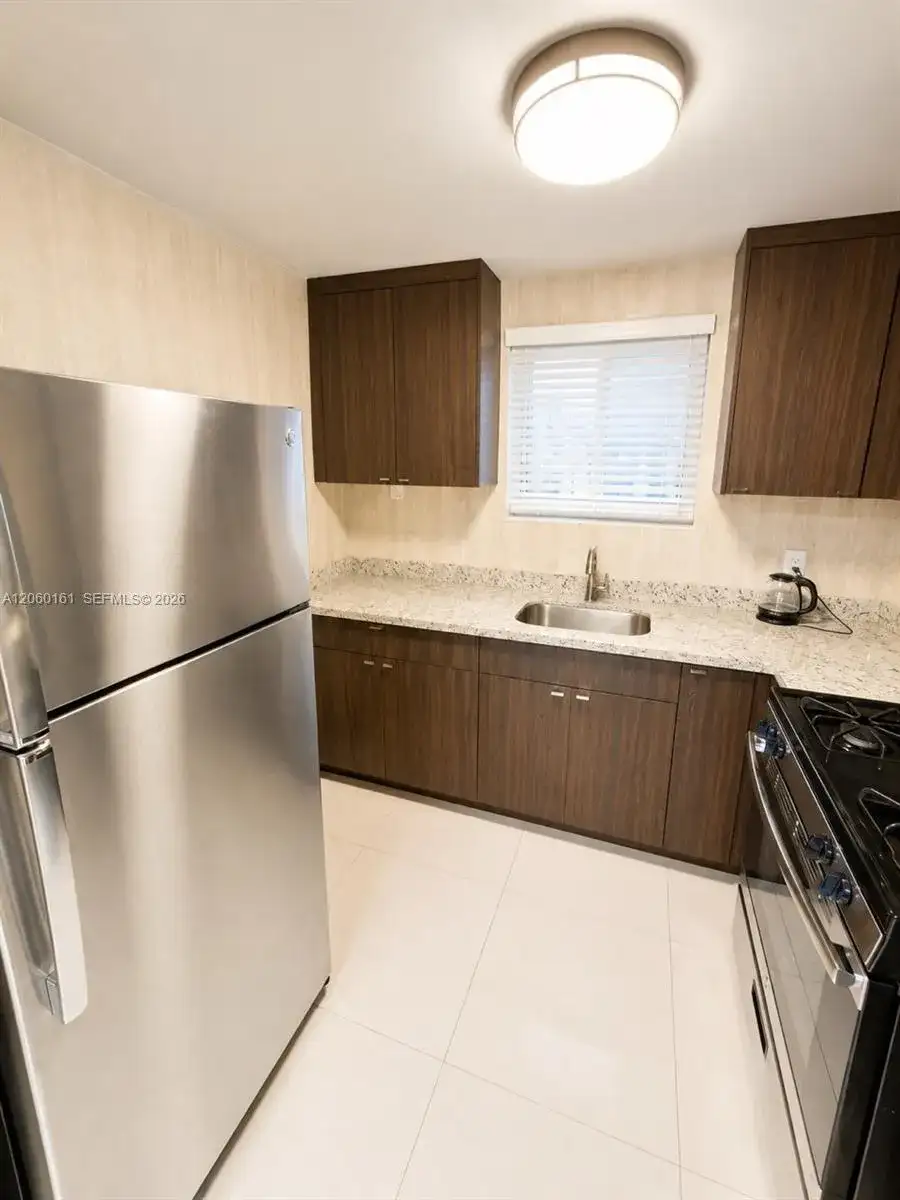 1025 94th St # 12, Bay Harbor Islands FL 33154 photo 4