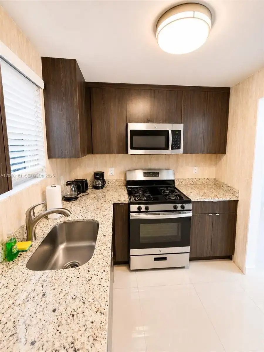 1025 94th St # 12, Bay Harbor Islands FL 33154 photo 5
