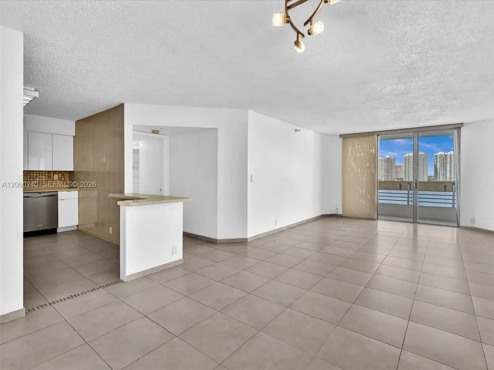3530 Mystic Pointe Dr # 1004, Aventura FL 33180 photo 5