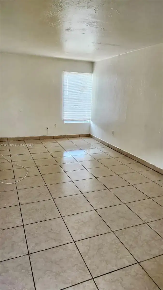 6850 W 14th Ct # A15, Hialeah FL 33014 photo 3