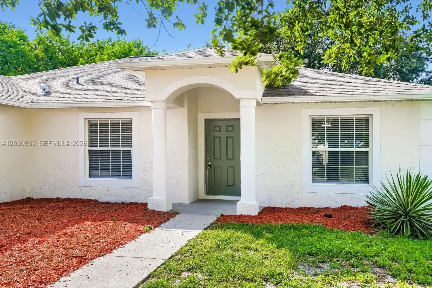 591 SW Millard Dr, Port St. Lucie FL 34953 photo 4