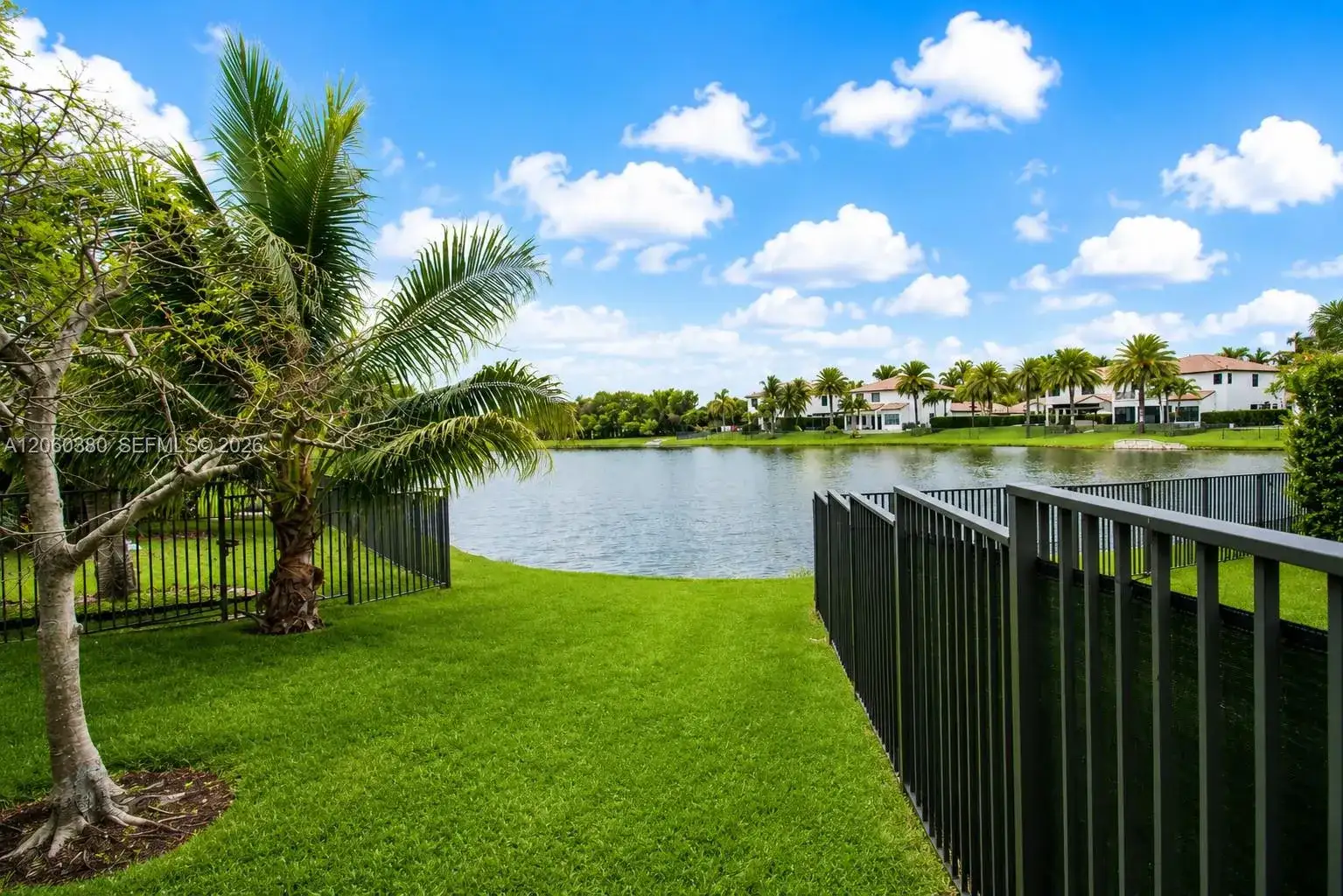 8514 NW 37th Ct, Cooper City FL 33024 photo 5