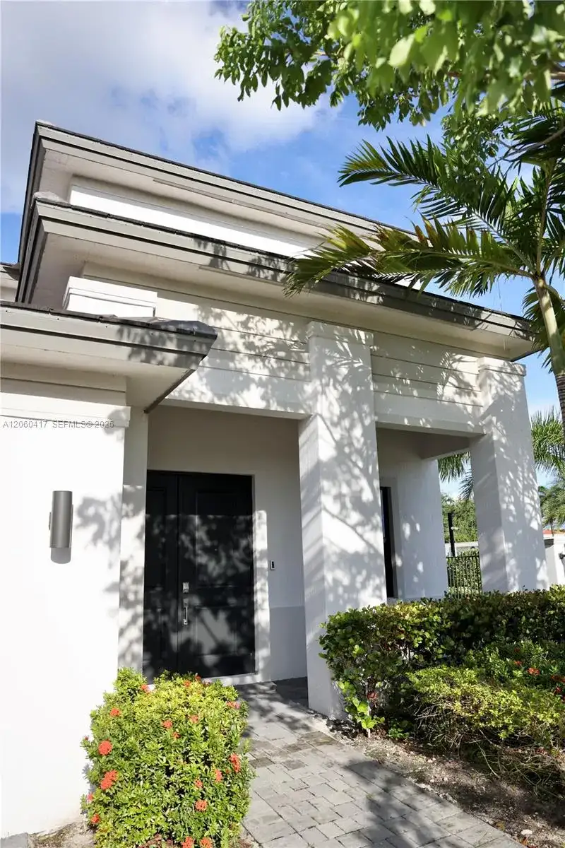 4499 SW 173rd Ave, Miramar FL 33029 photo 2