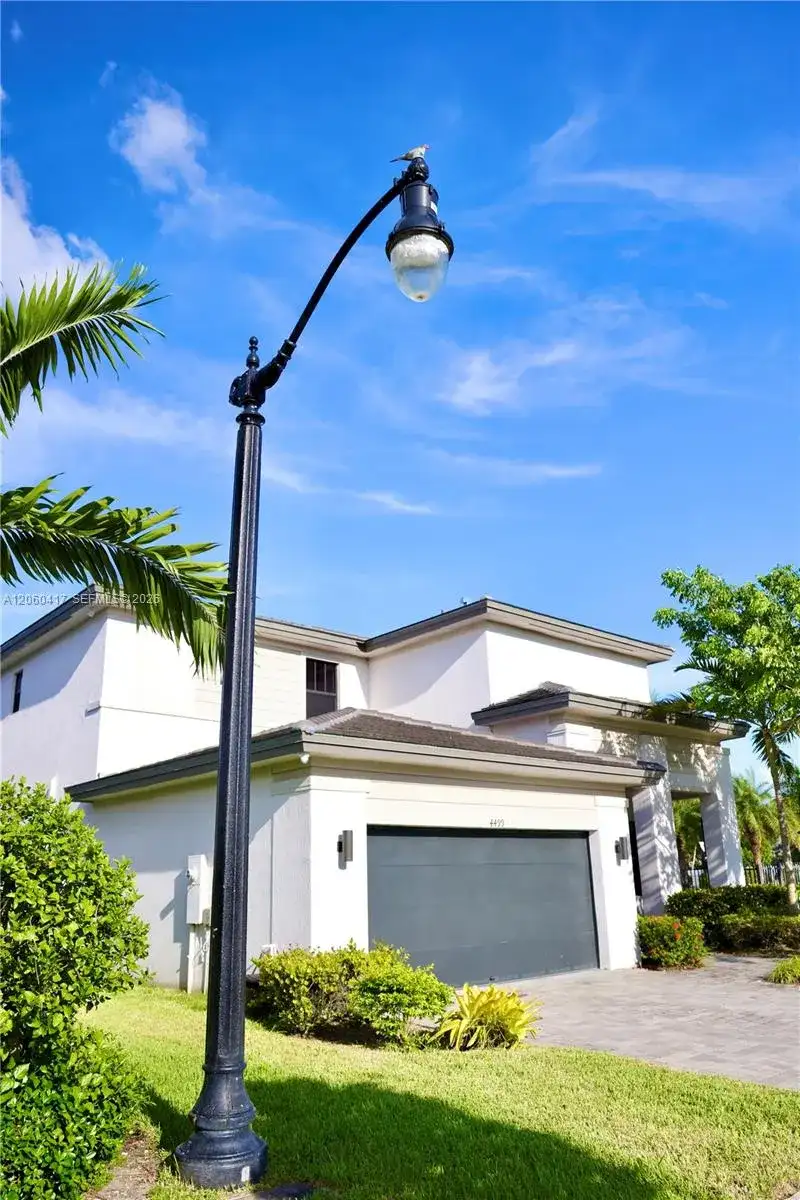 4499 SW 173rd Ave, Miramar FL 33029 photo 3