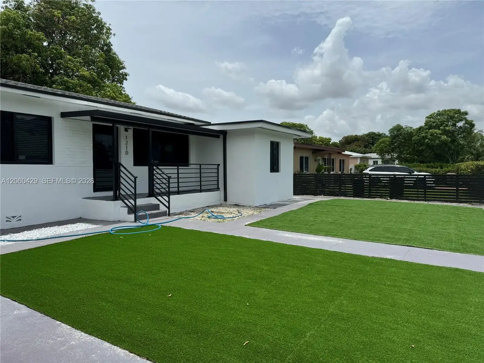 1210 NW 123rd St, North Miami FL 33167 photo 3
