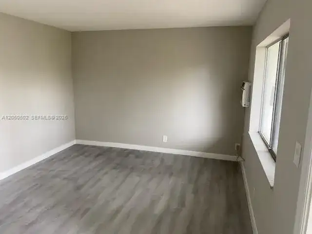 500 SE 22nd St # 5A, Fort Lauderdale FL 33316 photo 2