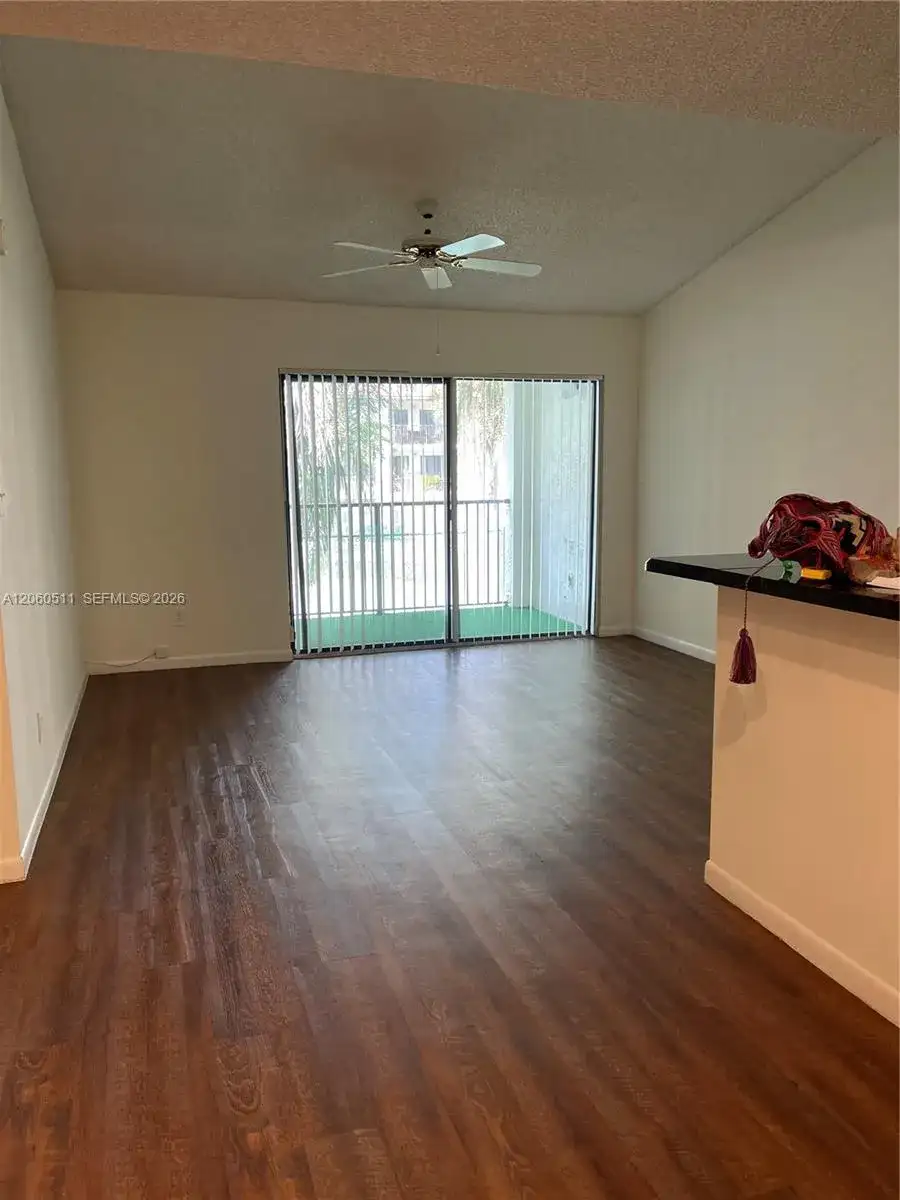 510 S Park Rd # 10, Hollywood FL 33021 photo 3