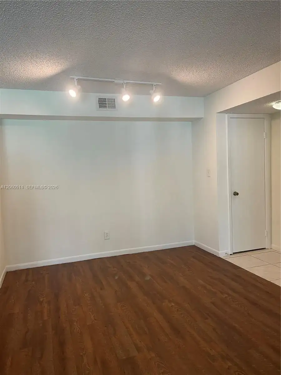 510 S Park Rd # 10, Hollywood FL 33021 photo 5