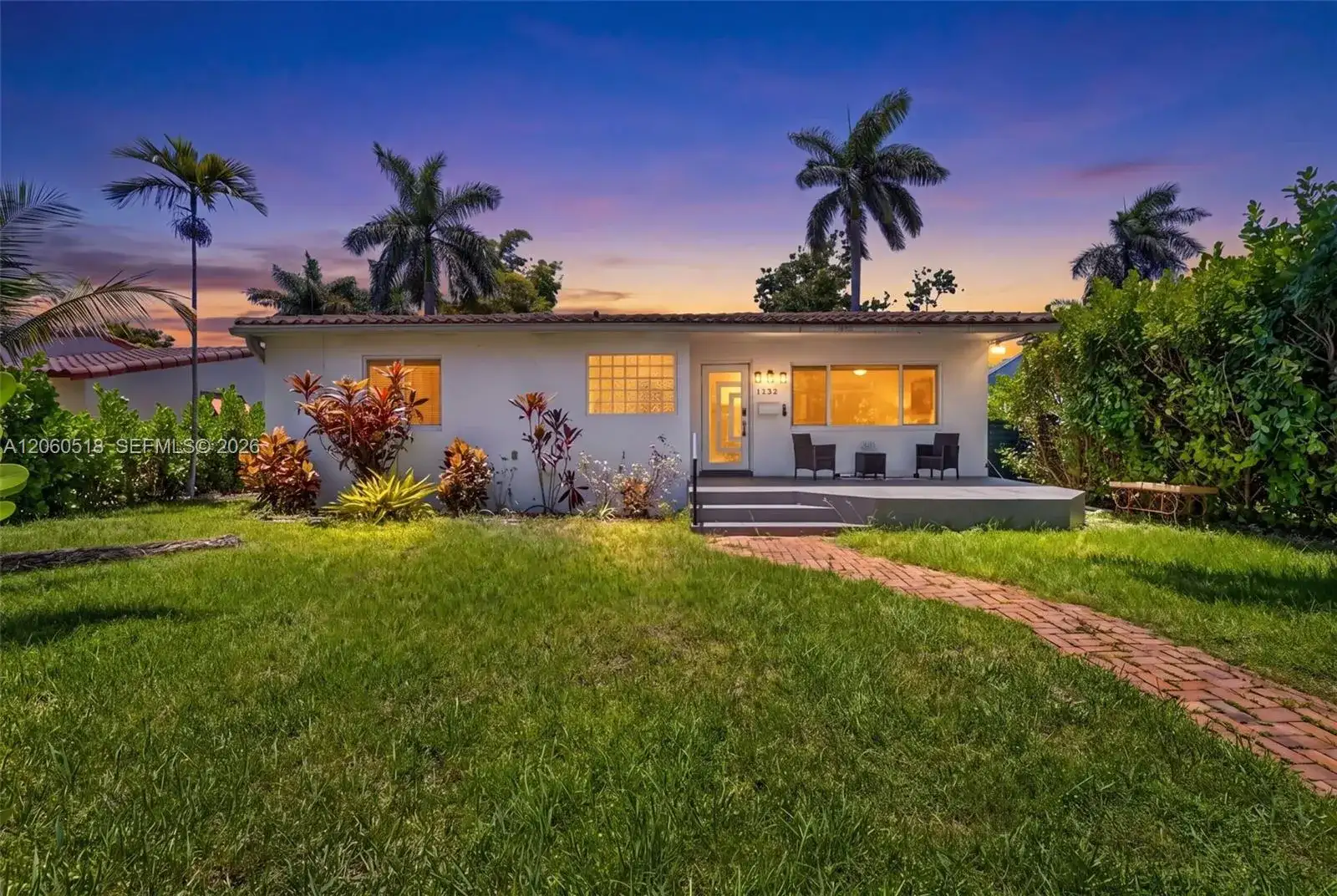 1532 Fletcher St, Hollywood FL 33020 photo 2