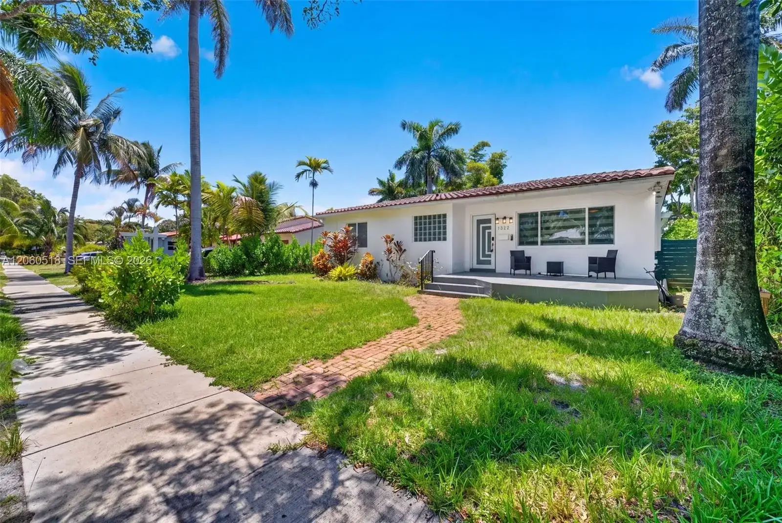 1532 Fletcher St, Hollywood FL 33020 photo 4