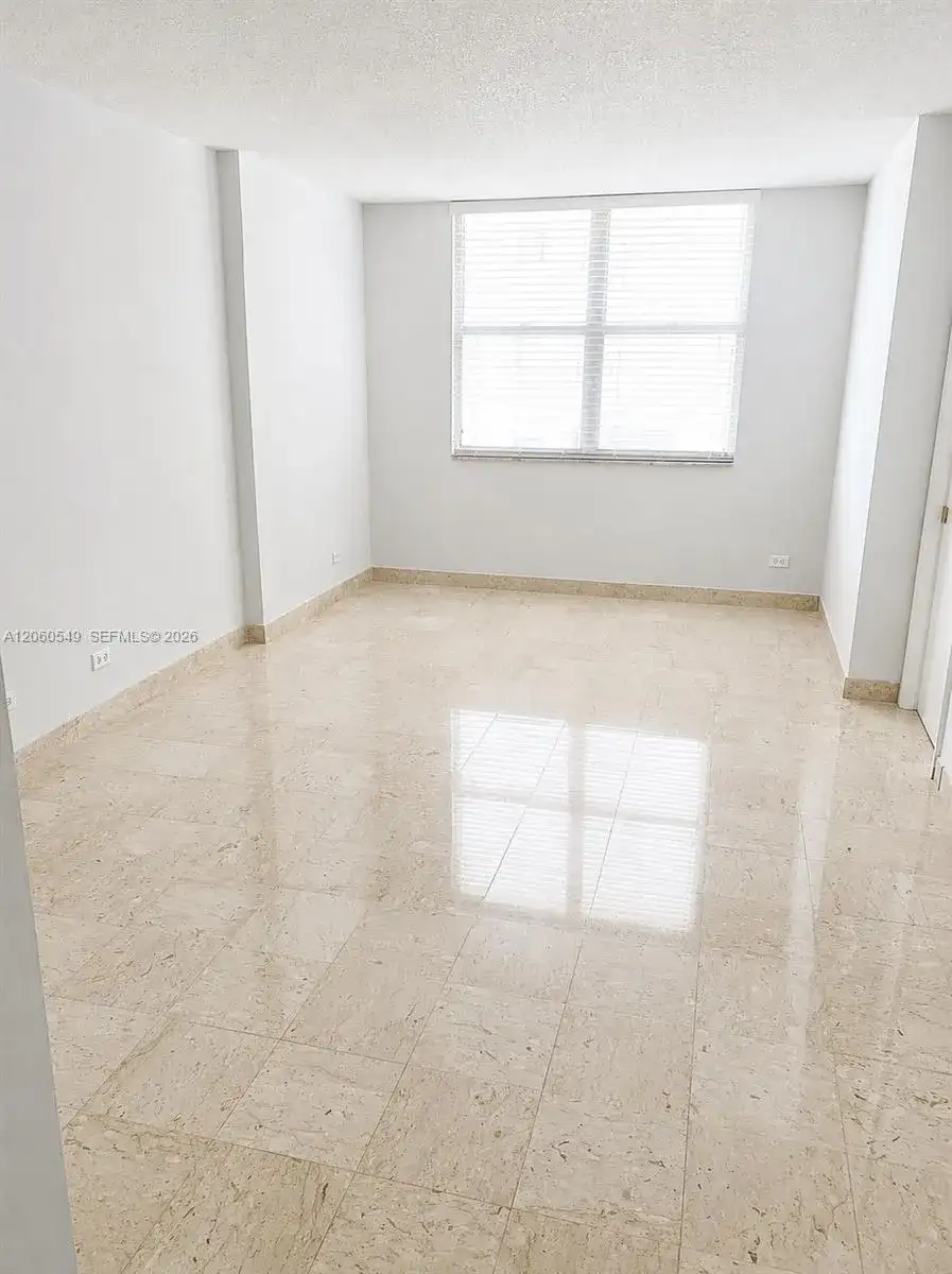 6039 Collins Ave # 516, Miami Beach FL 33140 photo 5
