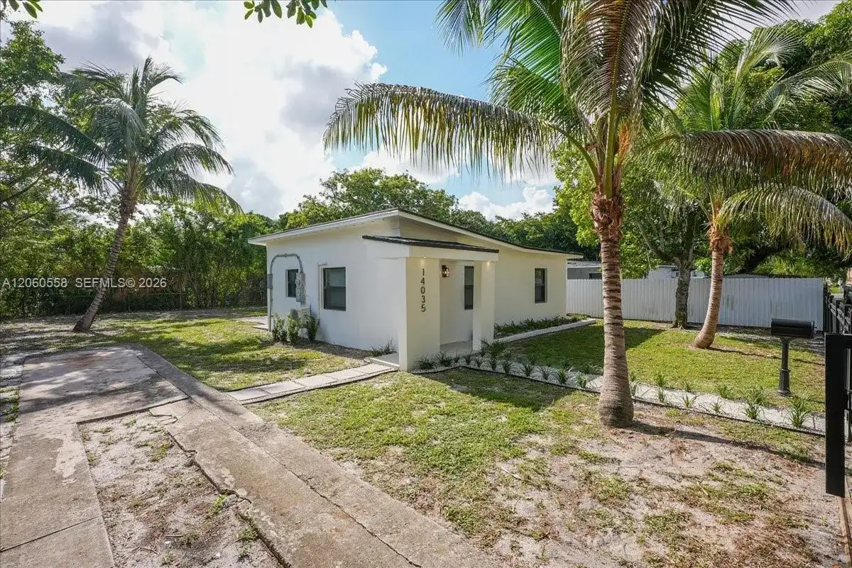 14035 NW 6th Ave, North Miami FL 33168 photo 3