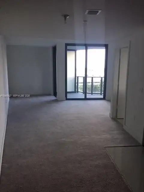 121 NE 34th St # 914, Miami FL 33137 photo 4