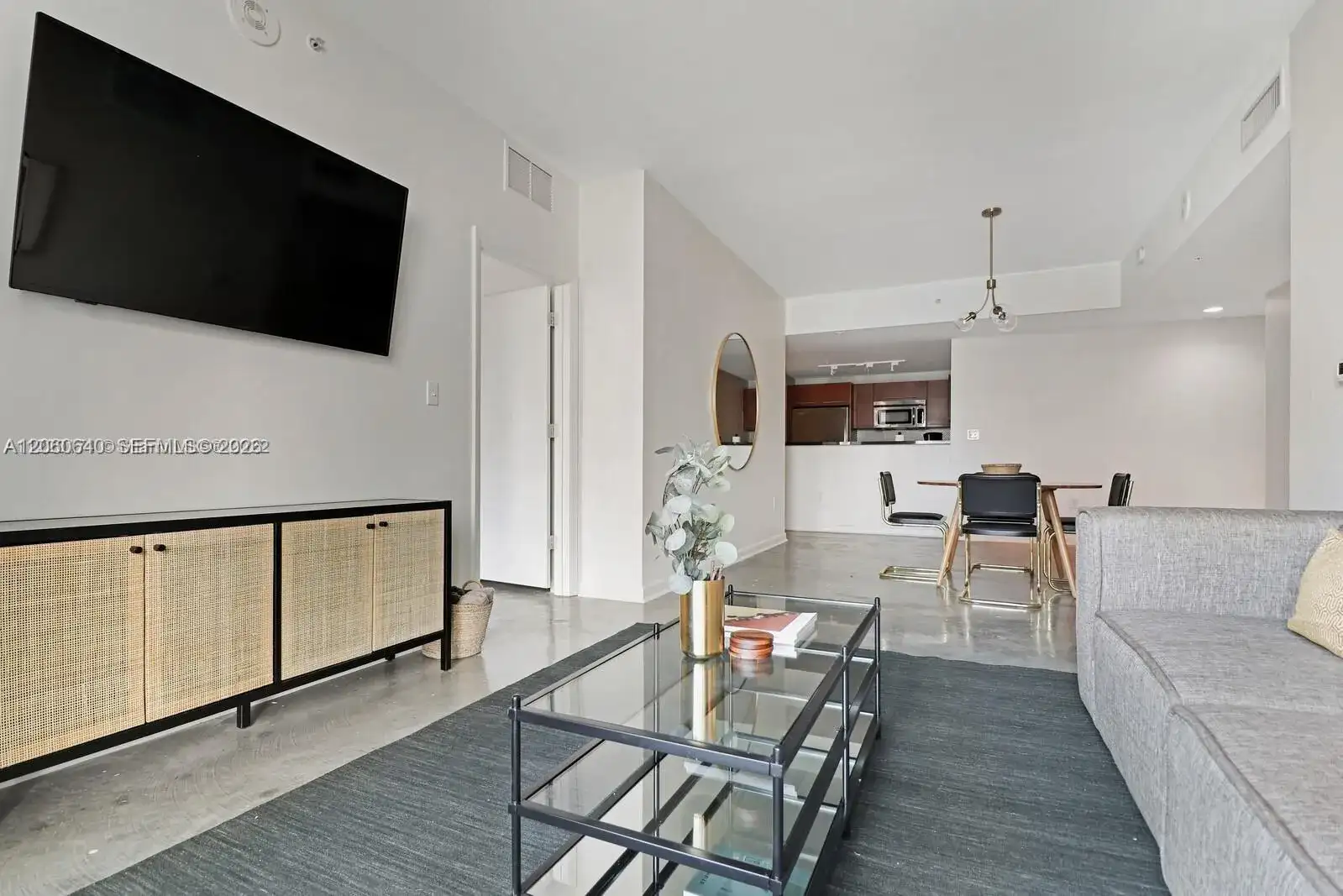 253 NE 2nd St # 508, Miami FL 33132 photo 3