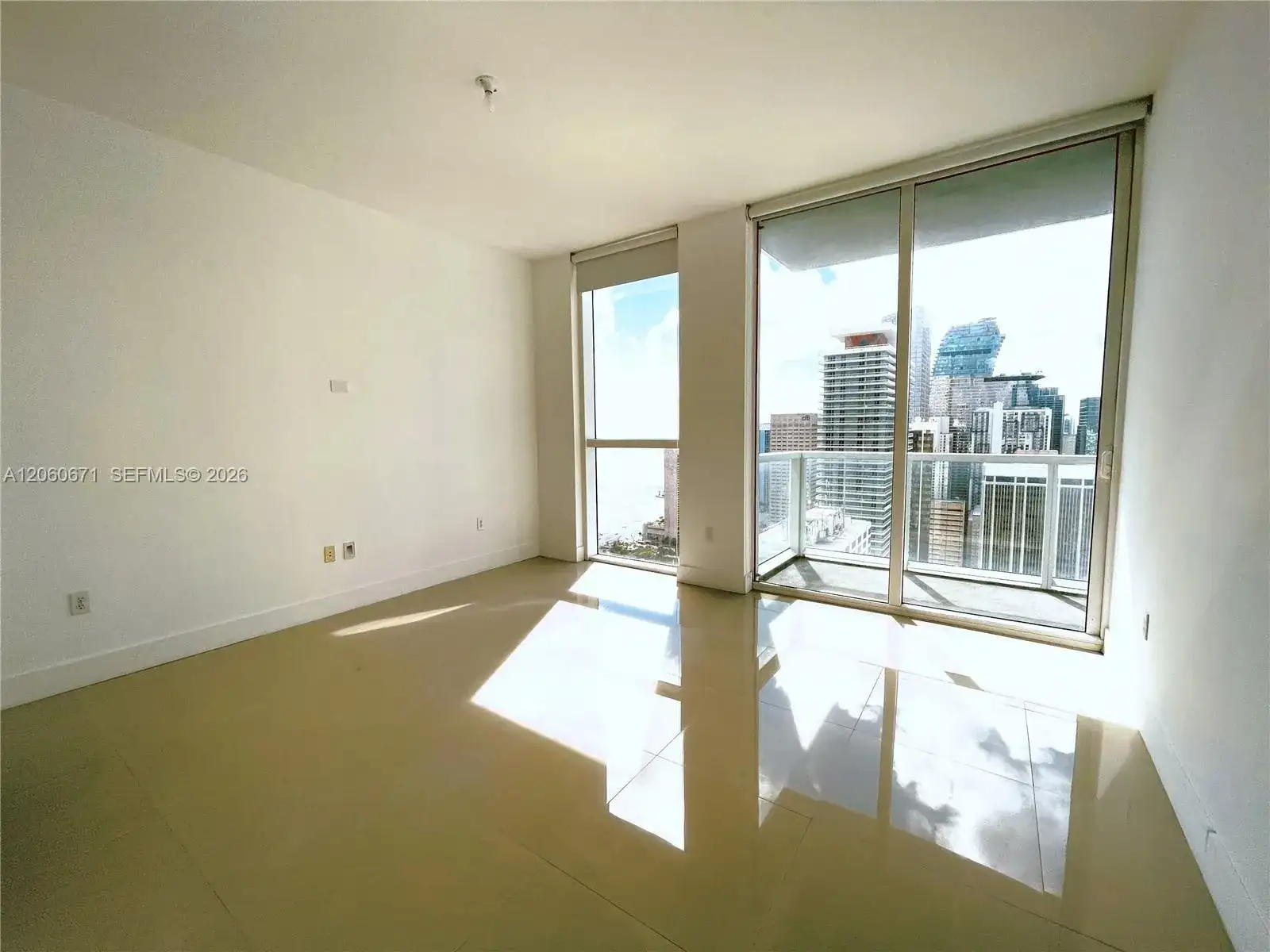 244 Biscayne Blvd # 4307, Miami FL 33132 photo 3