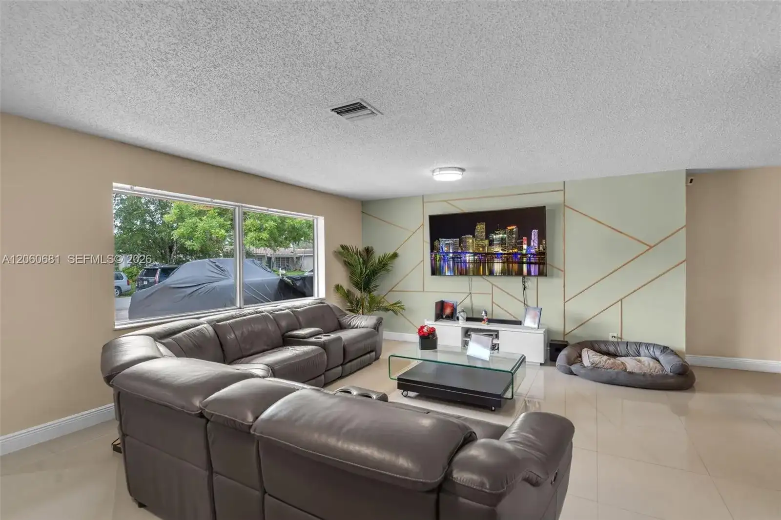 11311 NW 23rd St, Pembroke Pines FL 33026 photo 4
