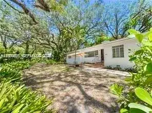 400 NE 86th St # 400, El Portal FL 33138 photo 3