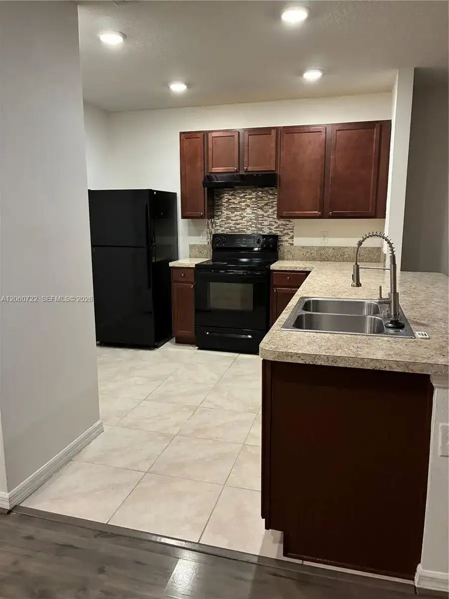 1612 Primo Ct, Daytona FL 32117 photo 5