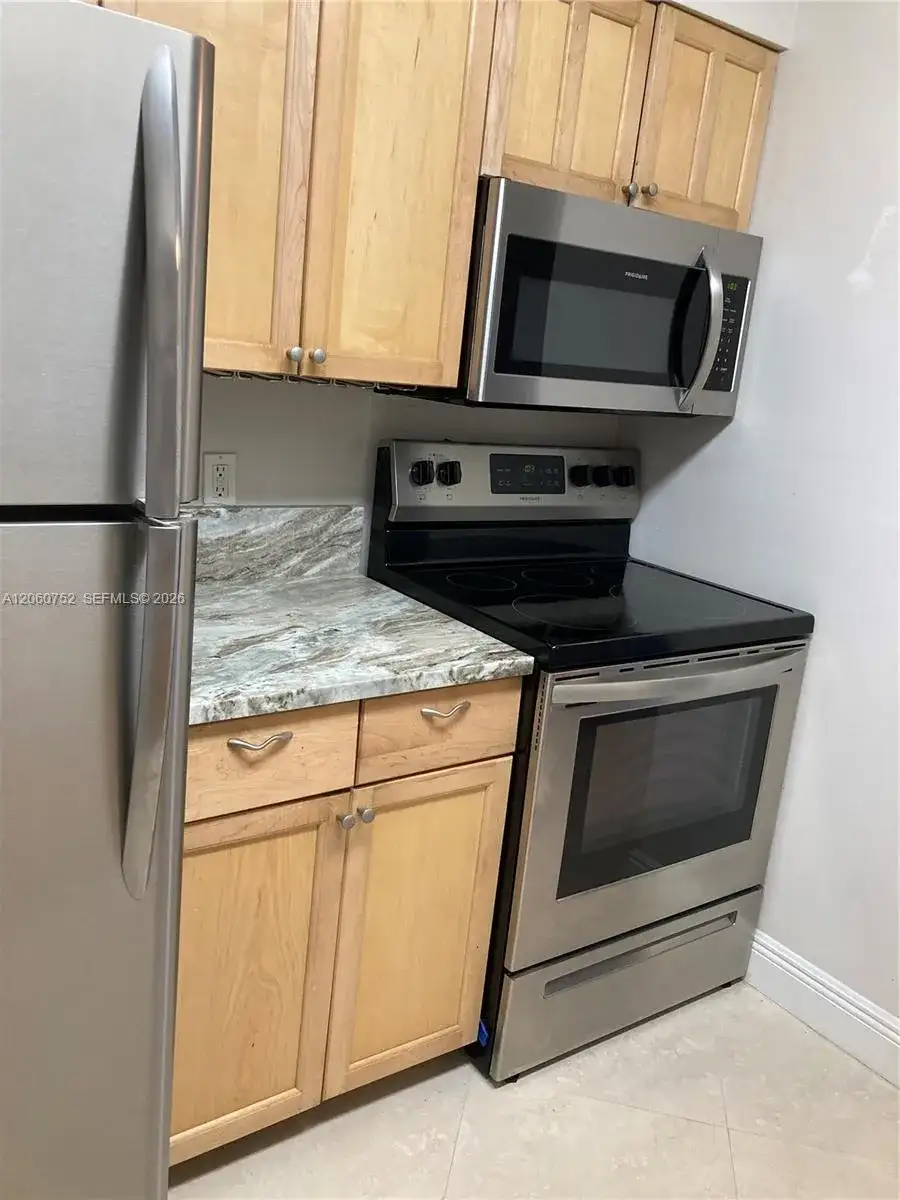 800 Scotia Dr # 103, Hypoluxo FL 33462 photo 5