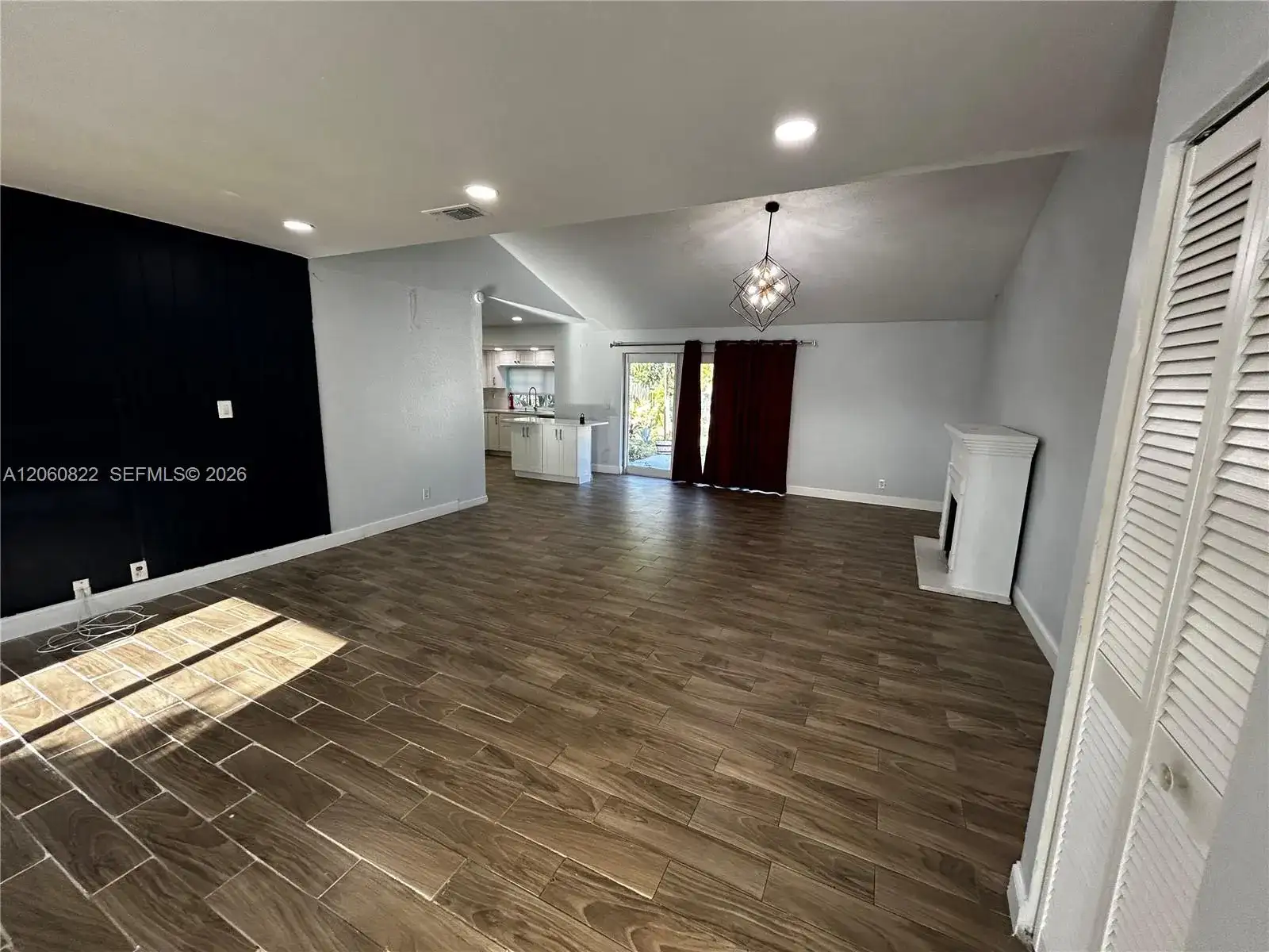 2403 NW 108th Ter, Sunrise FL 33322 photo 3