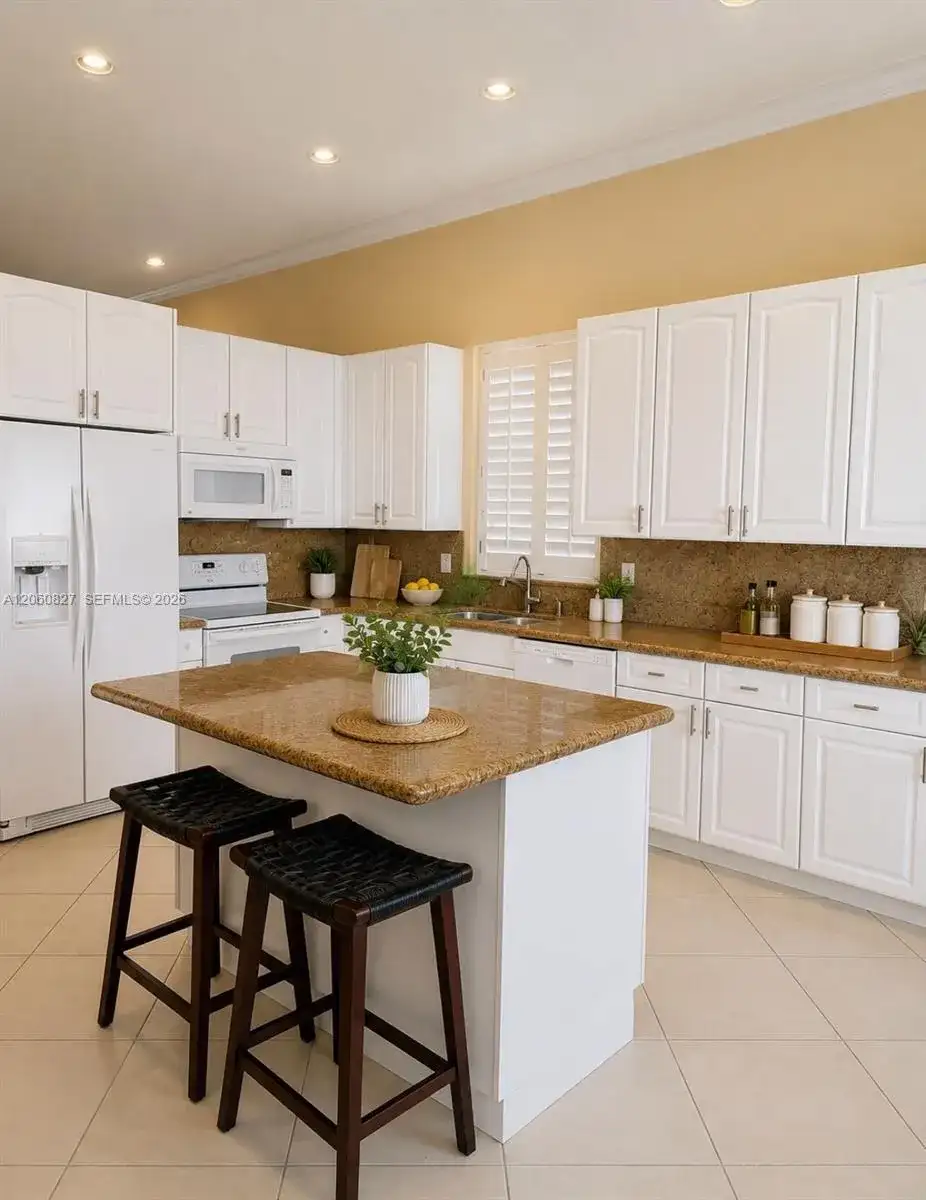 1853 NW 130th Ave, Pembroke Pines FL 33028 photo 4