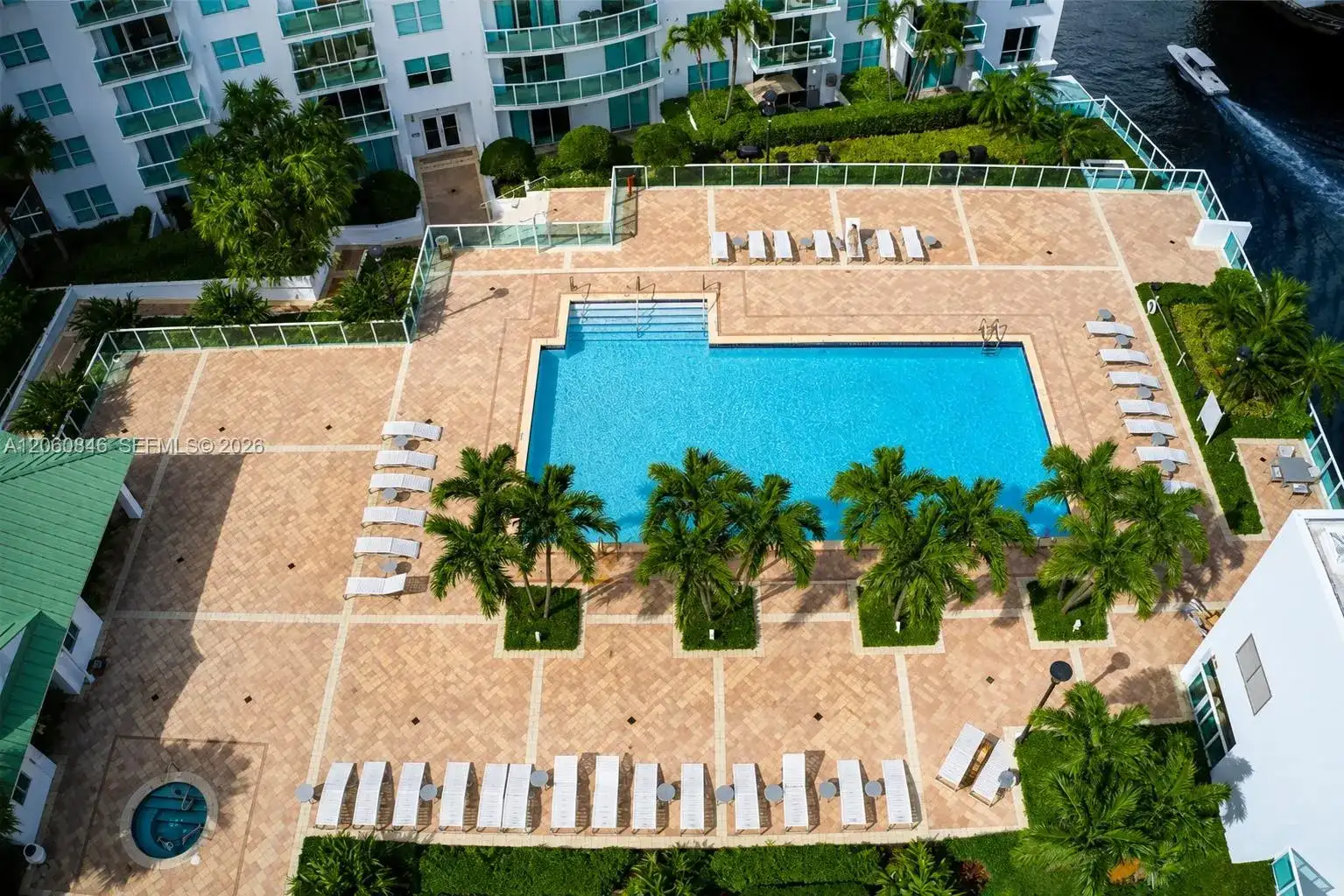 41 SE 5th St # 1412, Miami FL 33131 photo 5