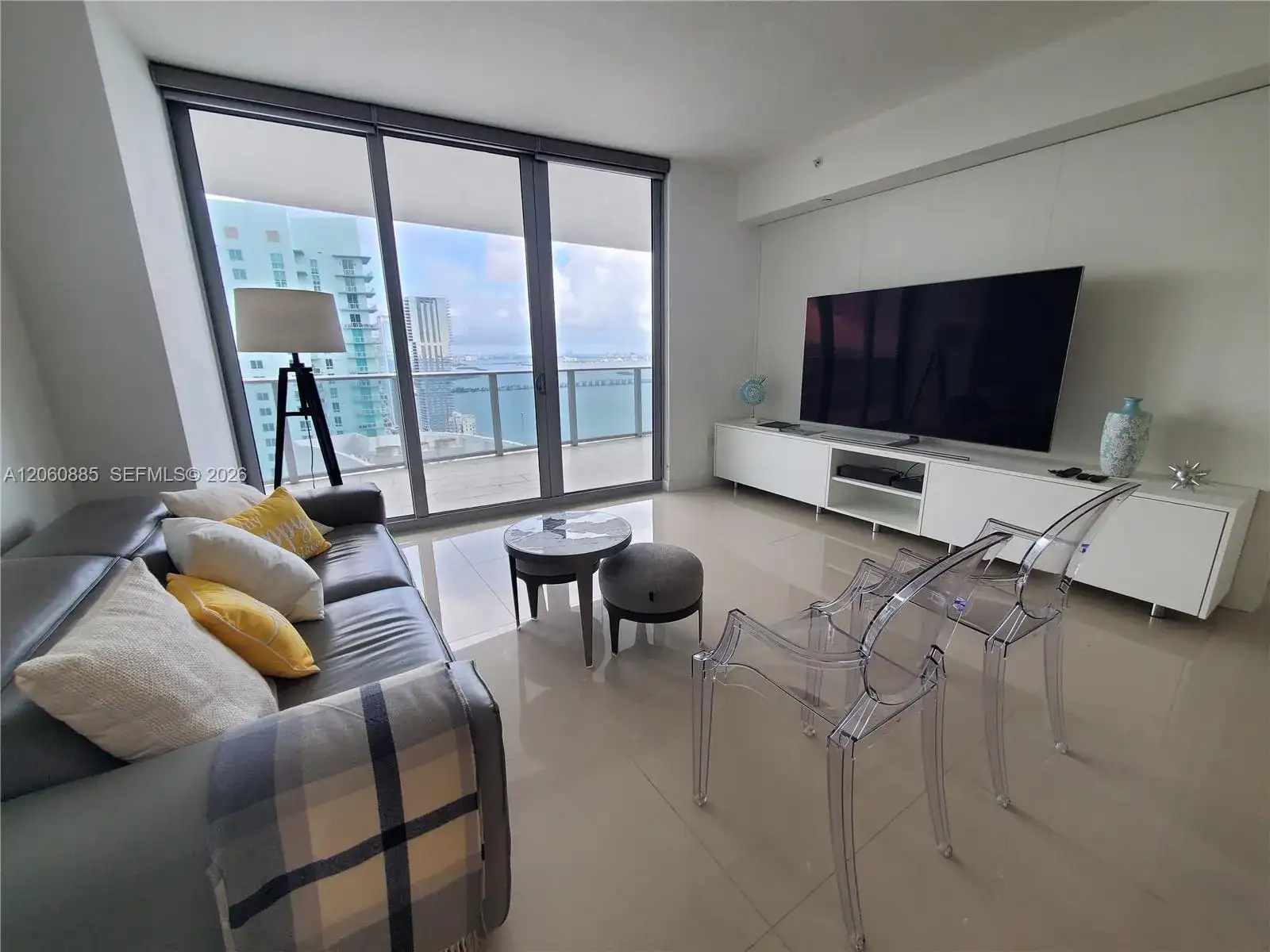 488 NE 18th St # 4611, Miami FL 33132 photo 4