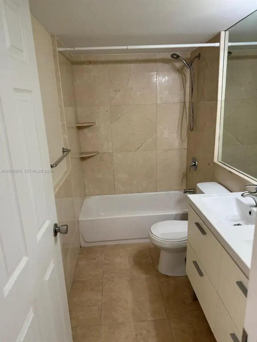 6045 NW 186th St # 309, Hialeah FL 33015 photo 3